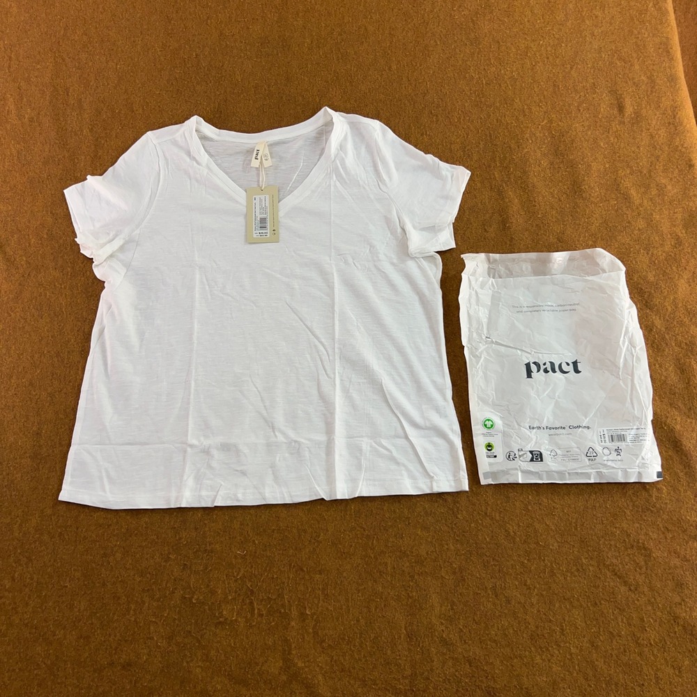 Pact Womens XL White Featherweight Slub Organic Cotton V-Neck Tee NWT